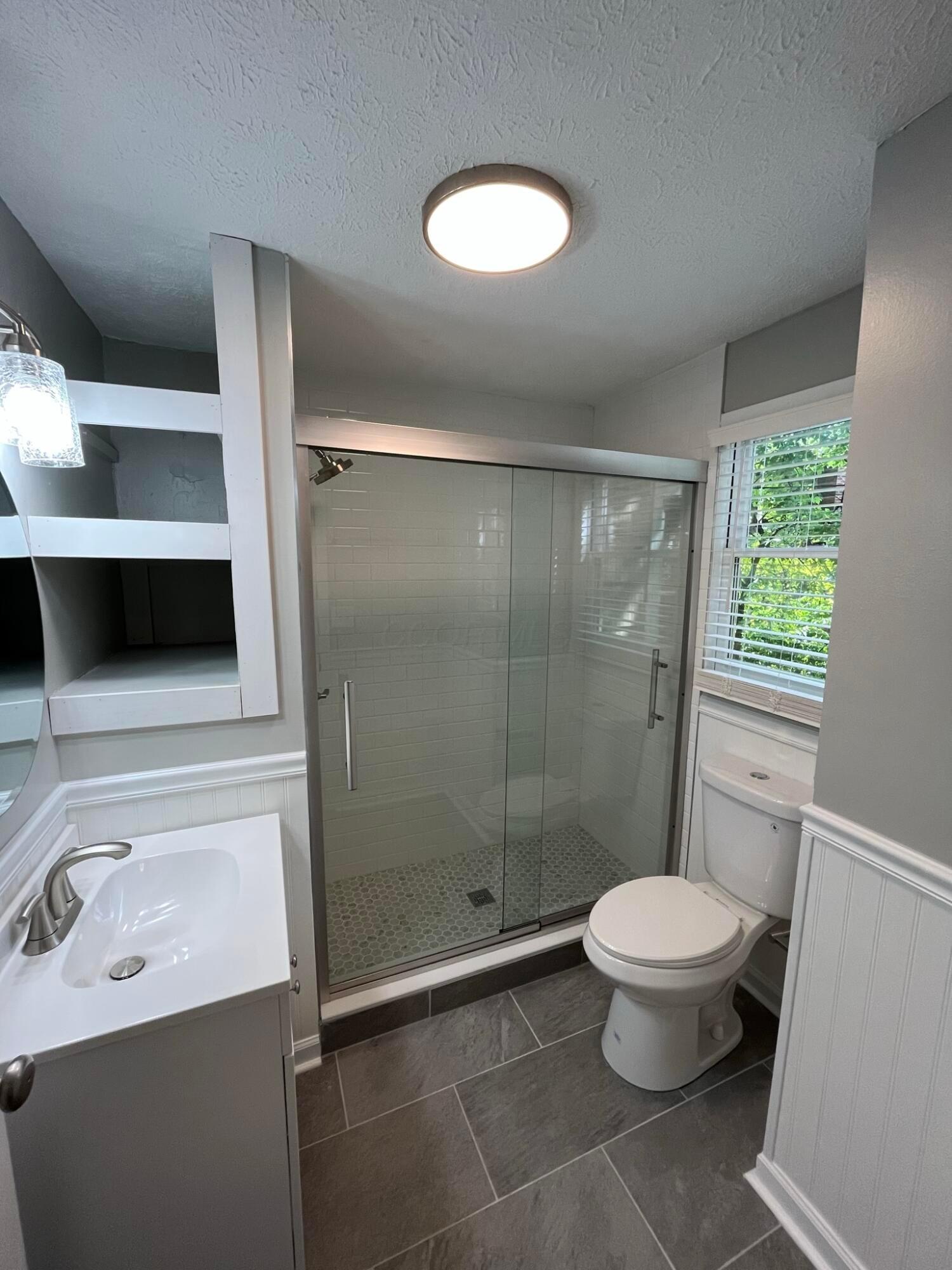 11 East Kelso Road Columbus, OH 43202 - Photo 3 of 29