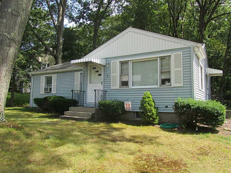5 Whipple Road Smithfield, RI 02917 - Photo 9 of 21 Exterior Front.