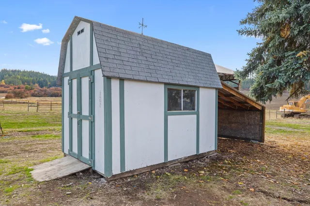 $325,000 | 2876 Cottonwood Creek Road, Chewelah, WA 99109