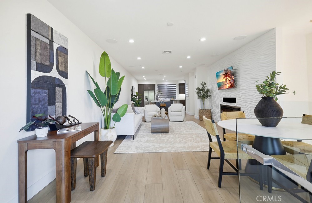 53 Gramercy Irvine, CA 92612 - Photo 4 of 75