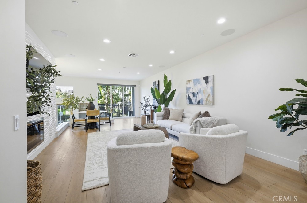 53 Gramercy Irvine, CA 92612 - Photo 7 of 75