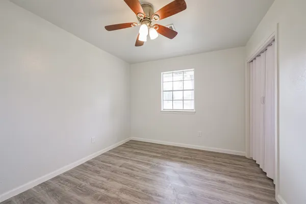 $2,200 | 2114 Shasta Drive, League City, TX 77565