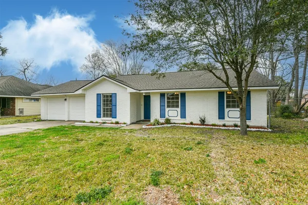 $2,200 | 2114 Shasta Drive, League City, TX 77565
