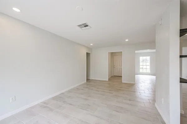 $2,200 | 2114 Shasta Drive, League City, TX 77565