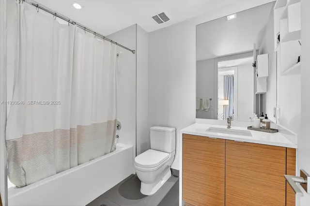 $4,900 | 250 Northwest 24th Street, Unit 4A, Miami, FL 33127