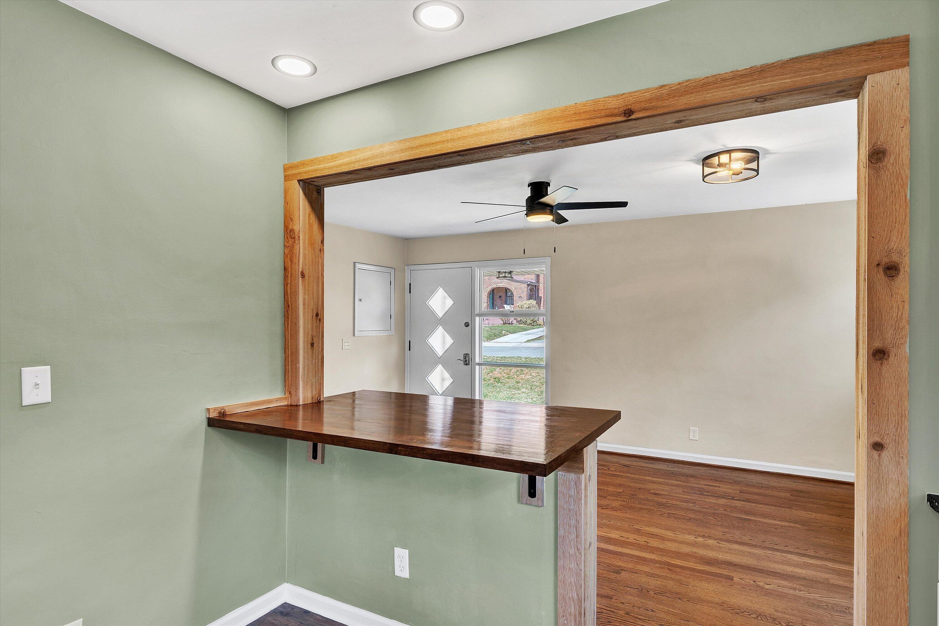 1210 Howbert Avenue Southwest Roanoke, VA 24015 - Photo 14 of 39 14-SGP-04849