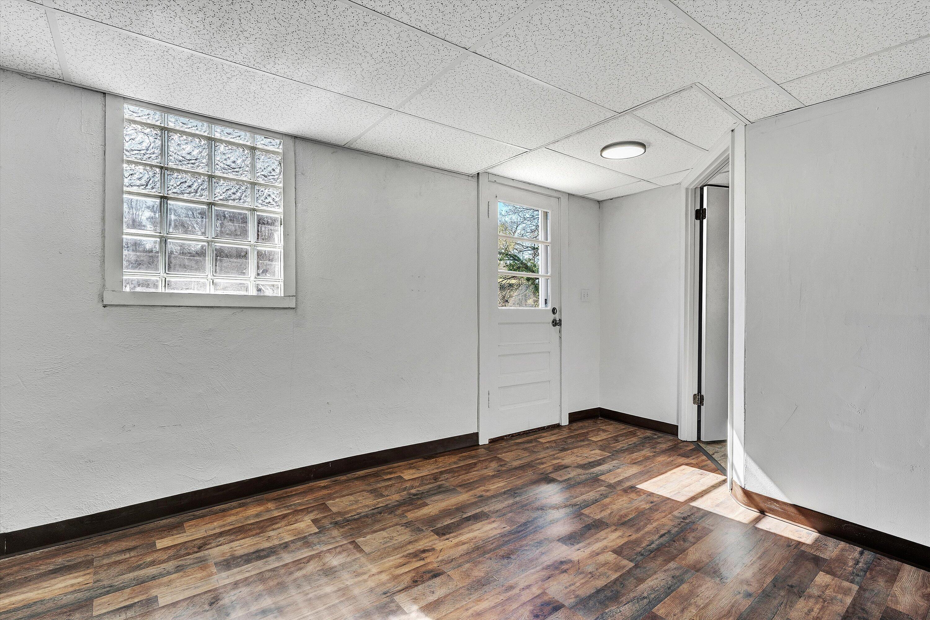 1210 Howbert Avenue Southwest Roanoke, VA 24015 - Photo 23 of 39 23-SGP-04873