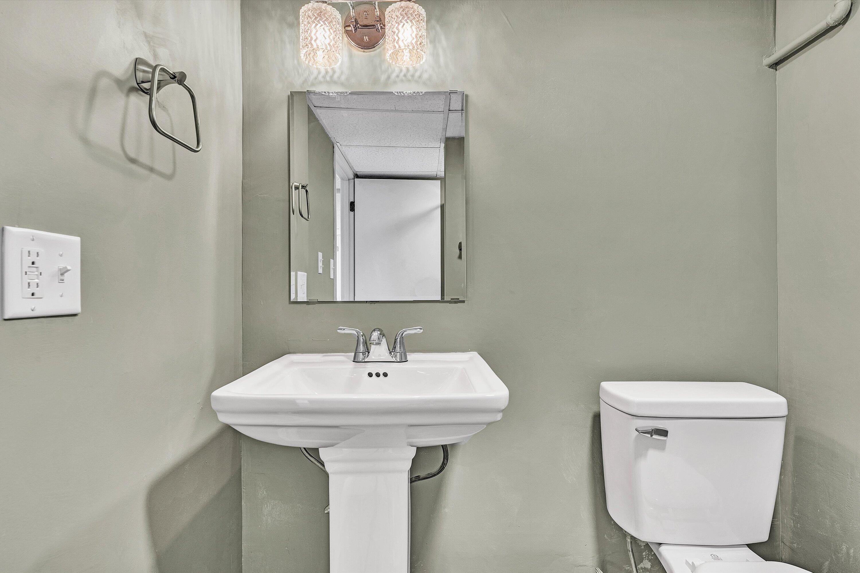 1210 Howbert Avenue Southwest Roanoke, VA 24015 - Photo 27 of 39 27-SGP-04885