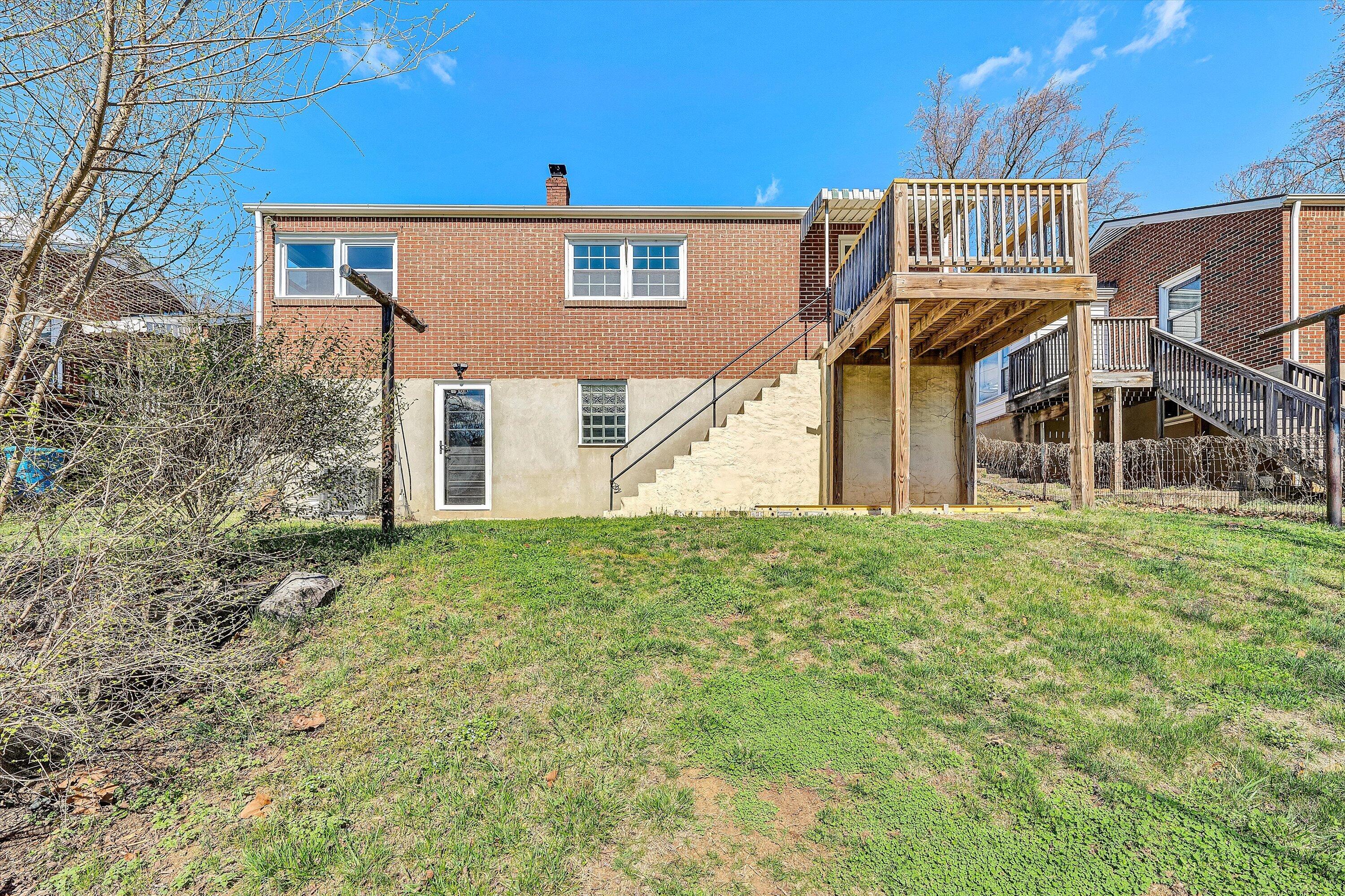 1210 Howbert Avenue Southwest Roanoke, VA 24015 - Photo 32 of 39 32-SGP-04897