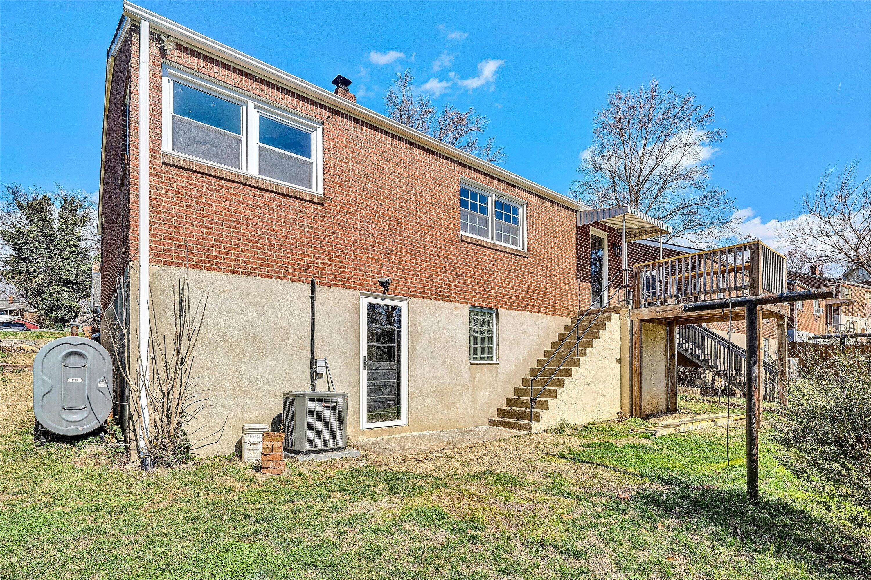 1210 Howbert Avenue Southwest Roanoke, VA 24015 - Photo 33 of 39 33-SGP-04900