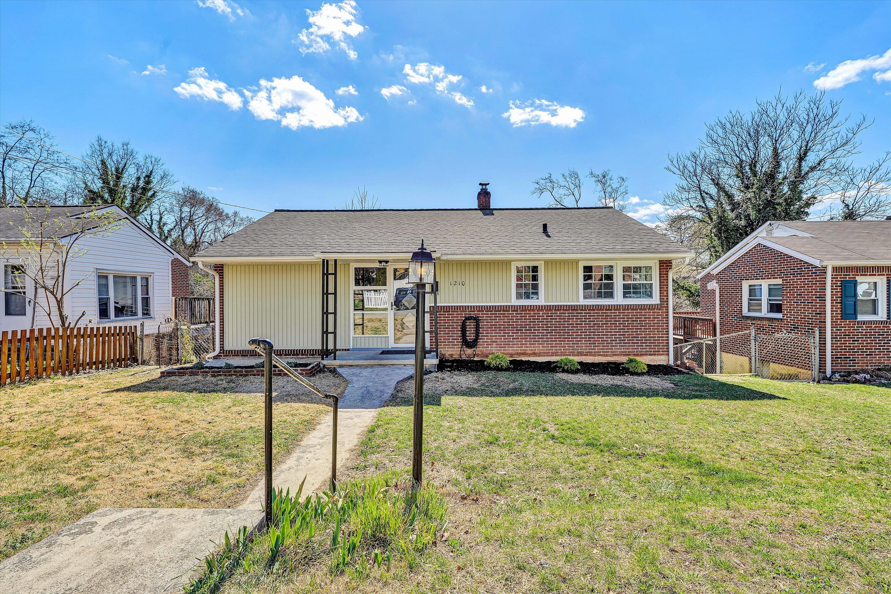 1210 Howbert Avenue Southwest Roanoke, VA 24015 - Photo 38 of 39 38-SGP-04930
