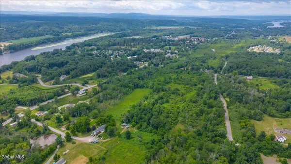 $215,000 | L8 Stratton Lane, Stillwater, NY 12170