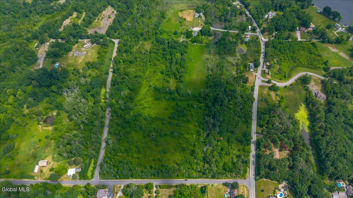 L8 Stratton Lane Stillwater, NY 12170 - Photo 2 of 14 12-stratton lane-12