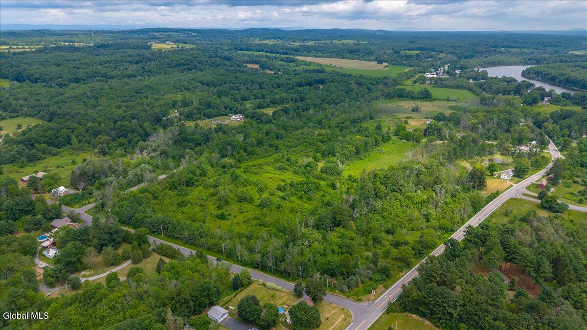 L8 Stratton Lane Stillwater, NY 12170 - Photo 5 of 14 03-stratton lane-3