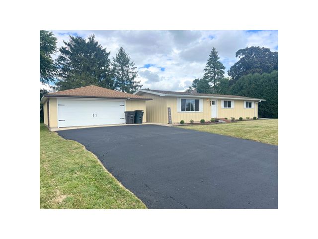 209 East South Street, Lake Geneva, WI 53147