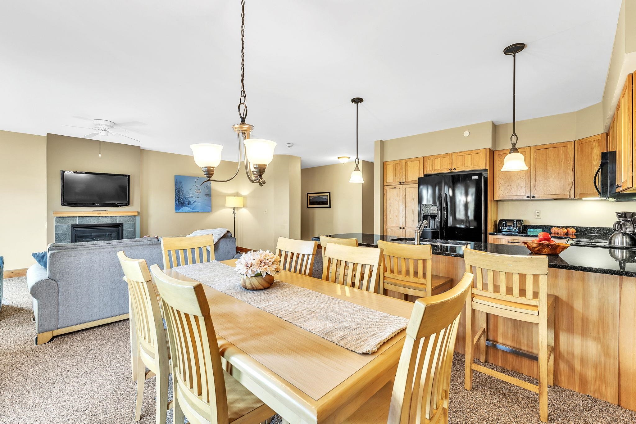 319 Jay Peak Road, Unit 4706 Jay, VT 05859 - Photo 11 of 21 Gallery Image 11