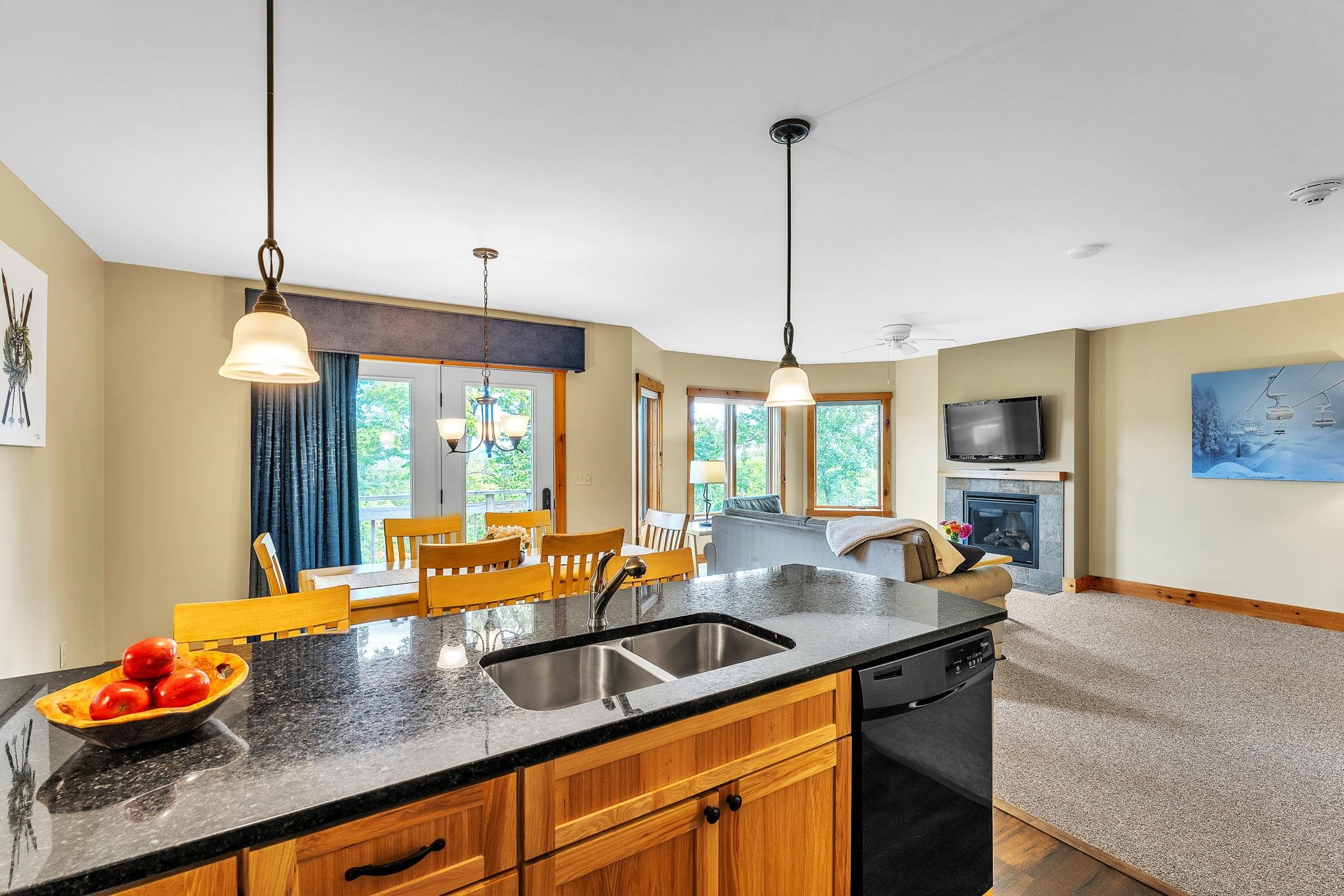 319 Jay Peak Road, Unit 4706 Jay, VT 05859 - Photo 10 of 21 Gallery Image 10