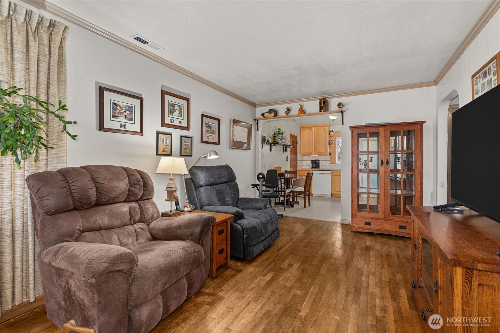 342 Beech Street Longview, WA 98632 - Photo 3 of 19