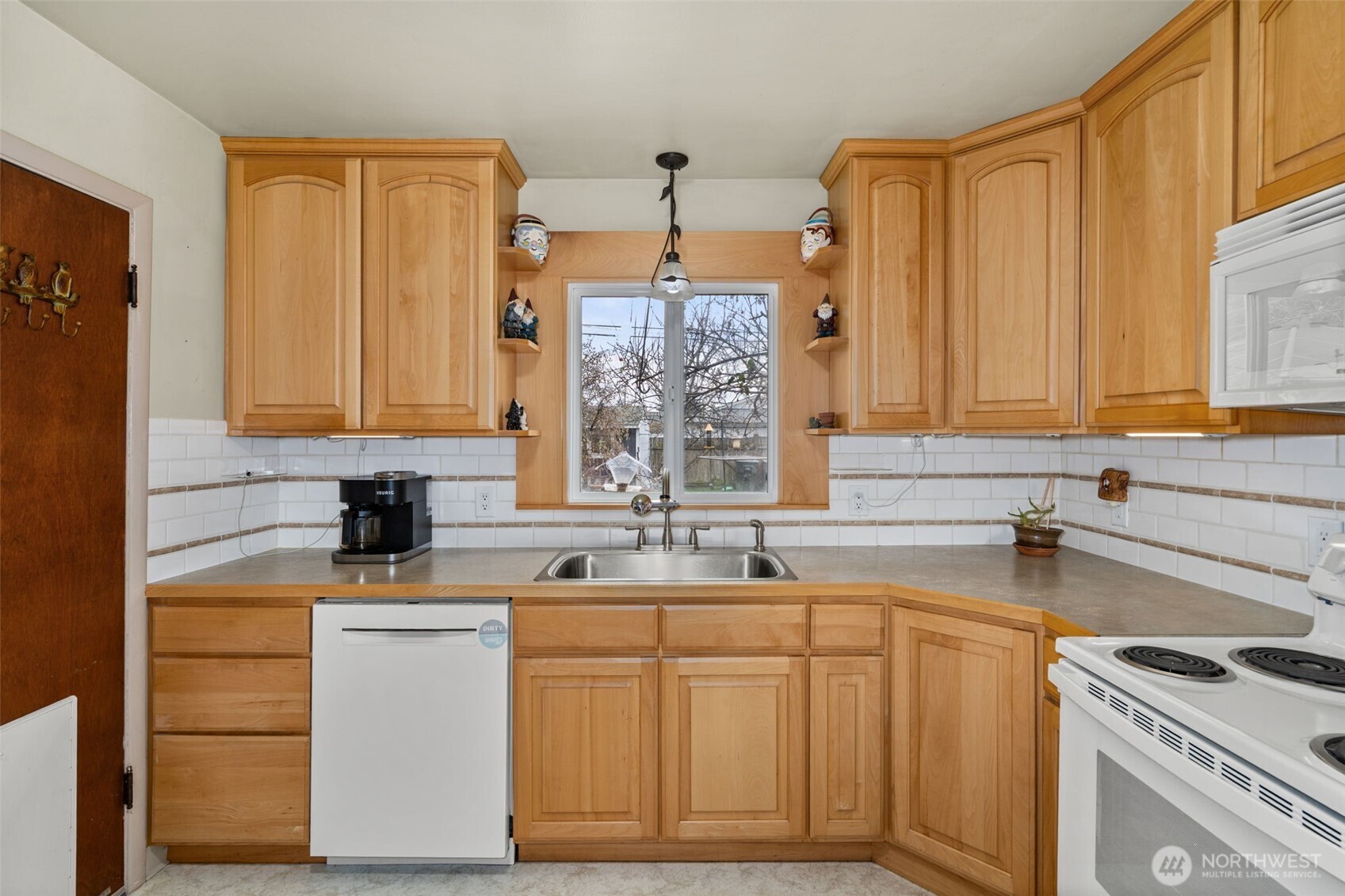 342 Beech Street Longview, WA 98632 - Photo 5 of 19