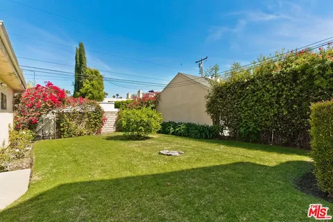 $3,995,000 | 210 North Palm Drive, Beverly Hills, CA 90210