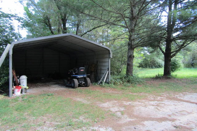 881 Deep Water Road Crossville, TN 38571 - Photo 32 of 40 Carport