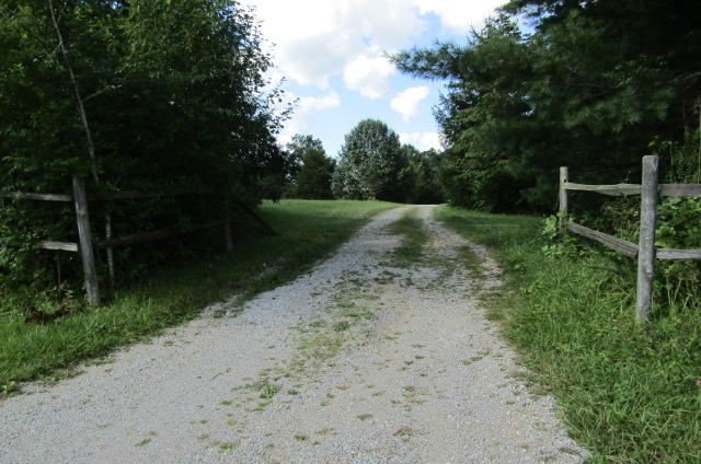 881 Deep Water Road Crossville, TN 38571 - Photo 36 of 40 Entrance