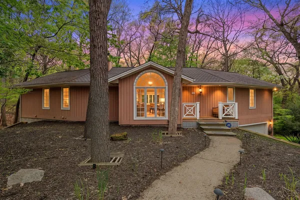 $985,000 | 30 Briarwood Trail, New Buffalo, MI 49117