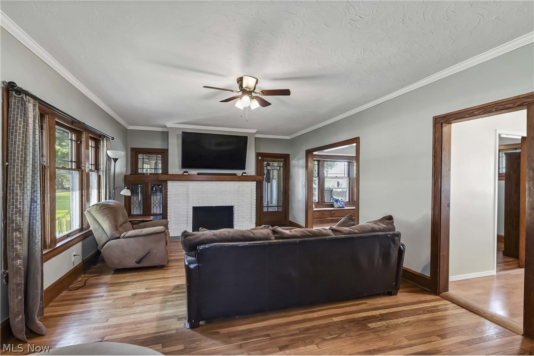 7636 York Road Parma, OH 44130 - Photo 6 of 47 Gallery Image 6