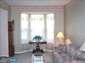 2759 Fischer Road Hatfield, PA 19440 - Photo 6 of 10 Living Room