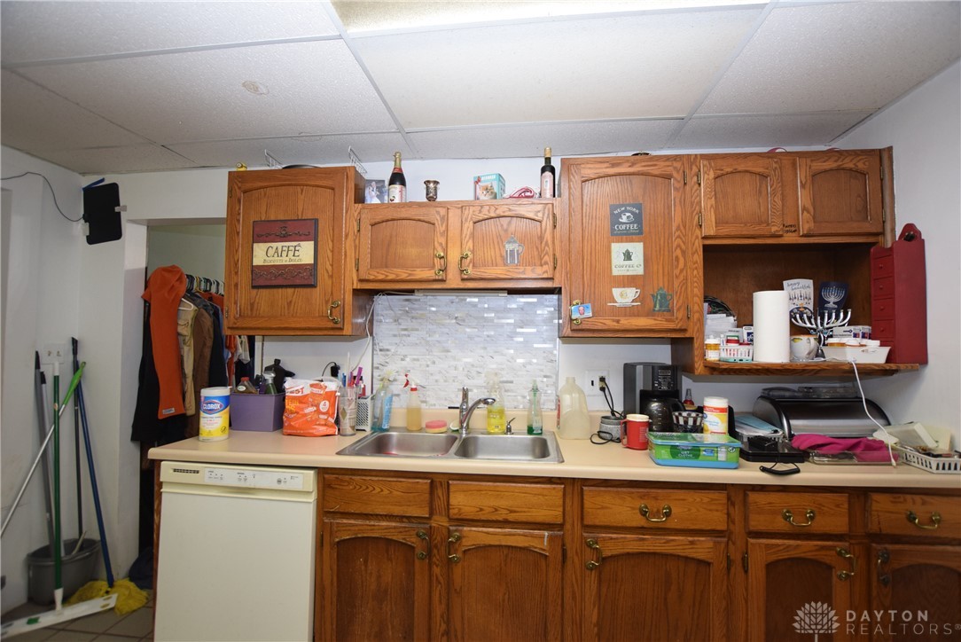 705 East Cassilly Street Springfield, OH 45503 - Photo 30 of 33