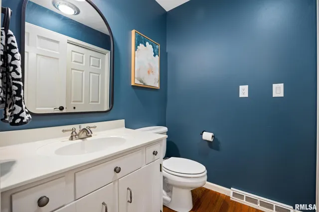 $400,000 | 73 Hickory Ridge Drive, Morton, IL 61550