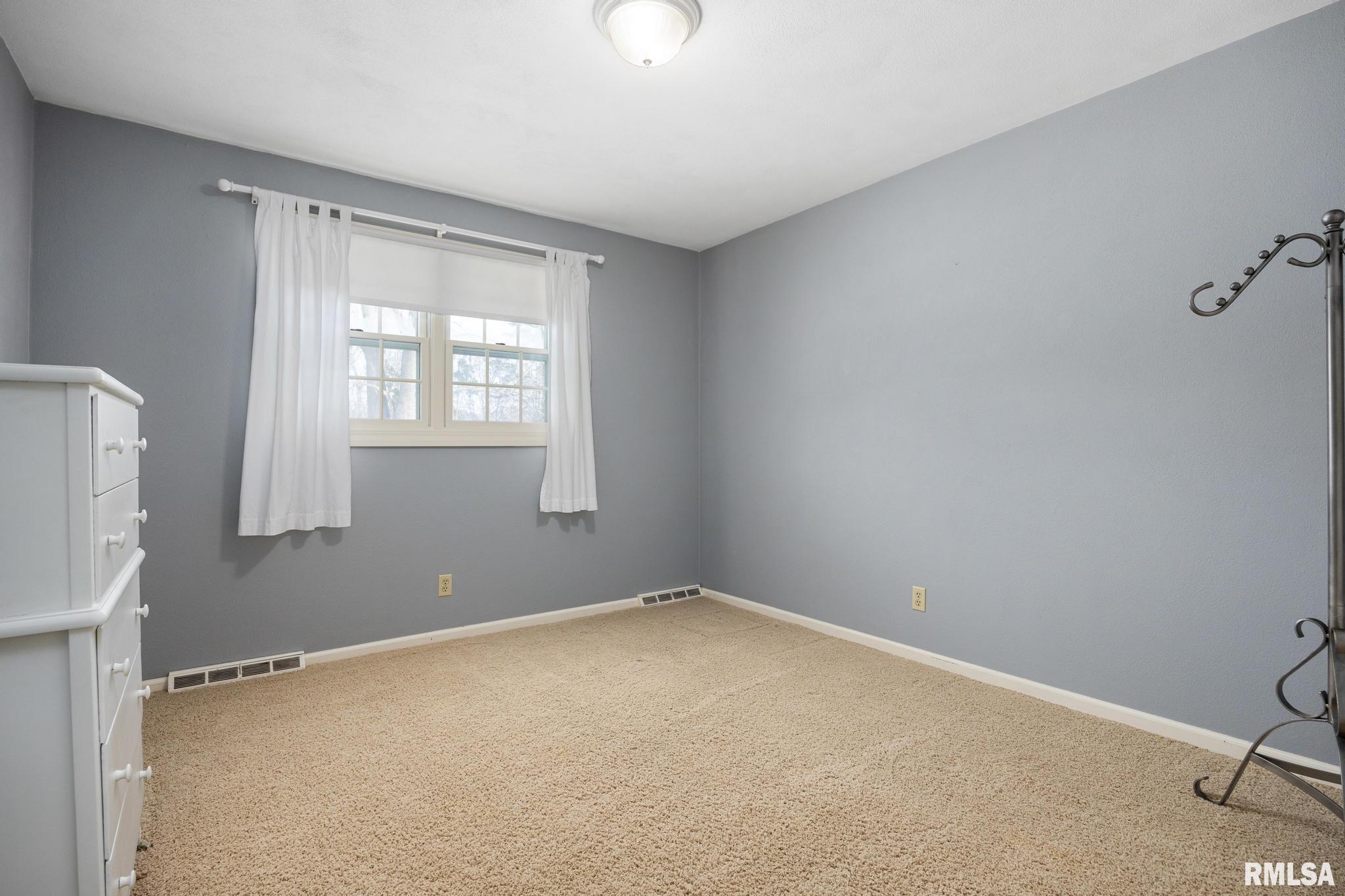 73 Hickory Ridge Drive Morton, IL 61550 - Photo 21 of 52