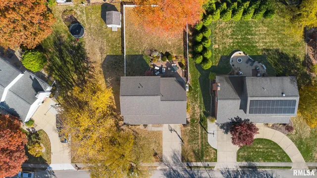 $400,000 | 73 Hickory Ridge Drive, Morton, IL 61550