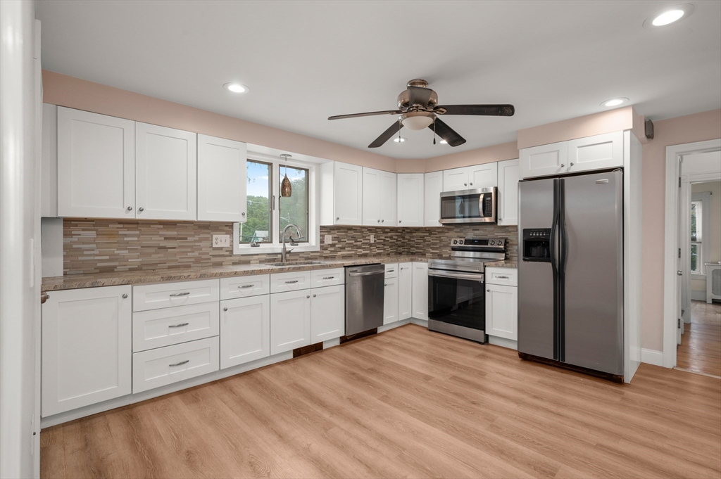 7 Perham Street, Unit 2 Wakefield, MA 01880 - Photo 15 of 36