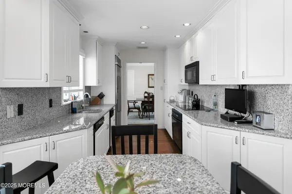 $2,600,000 | 1519 Runyon Lane, Mantoloking, NJ 08738