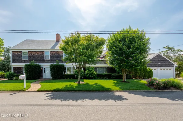 $2,600,000 | 1519 Runyon Lane, Mantoloking, NJ 08738