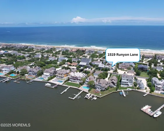 $2,600,000 | 1519 Runyon Lane, Mantoloking, NJ 08738