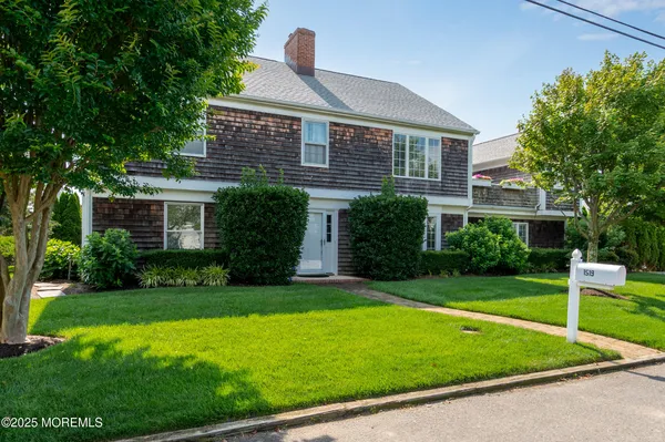 $2,600,000 | 1519 Runyon Lane, Mantoloking, NJ 08738