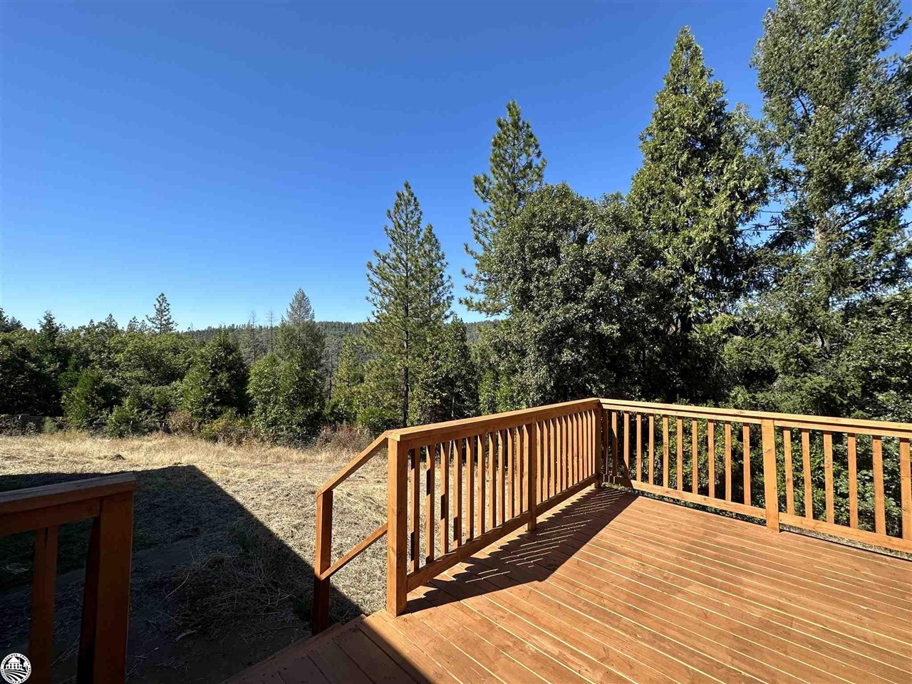 330 Higdon Road West Point, CA 95255 - Photo 22 of 31 a view of balcony with wooden floor and fence