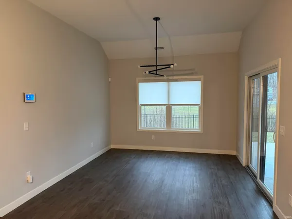 $314,900 | 4800 Falcon Parkway, New Haven, IN 46774