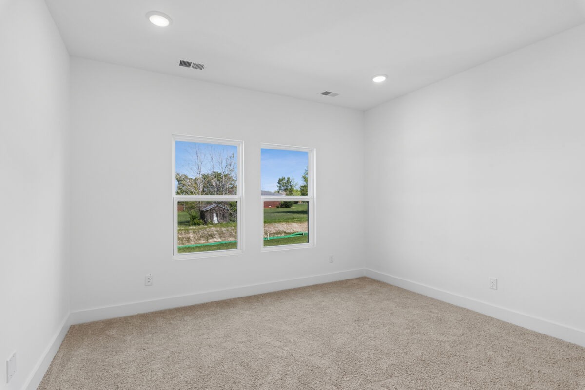 108 Hamilton Lane Lebanon, TN 37087 - Photo 17 of 40 an empty room with a window