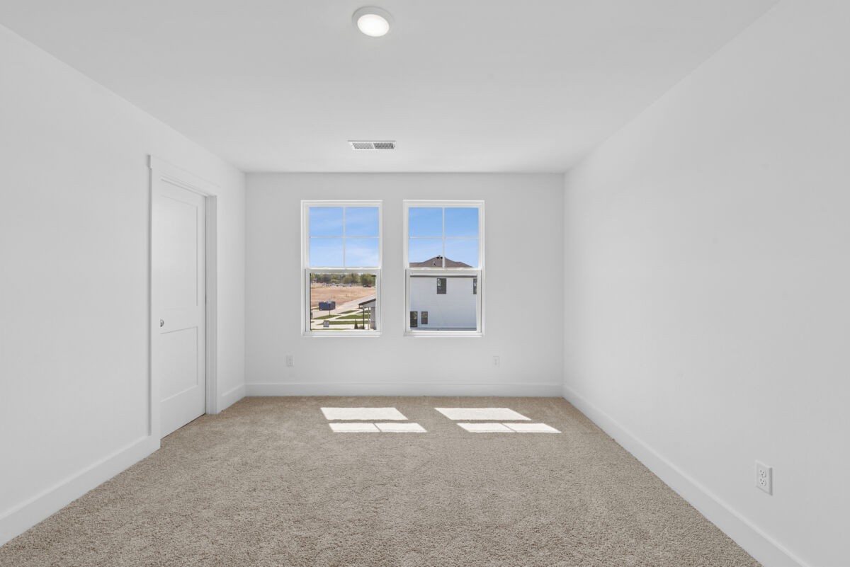 108 Hamilton Lane Lebanon, TN 37087 - Photo 27 of 40 a view of empty room with window