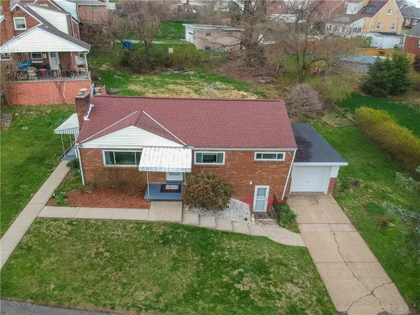 $252,000 | 1894 Oakbine Avenue, Coraopolis, PA 15108