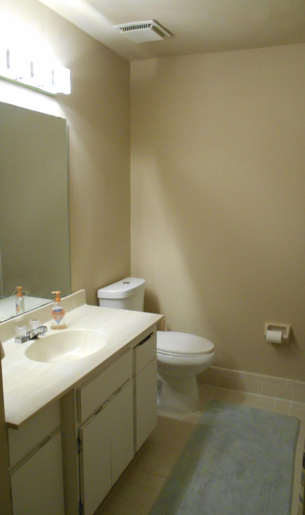 2010 Colonial Road, Unit 4 Fort Pierce, FL 34950 - Photo 17 of 21 DSCN1219