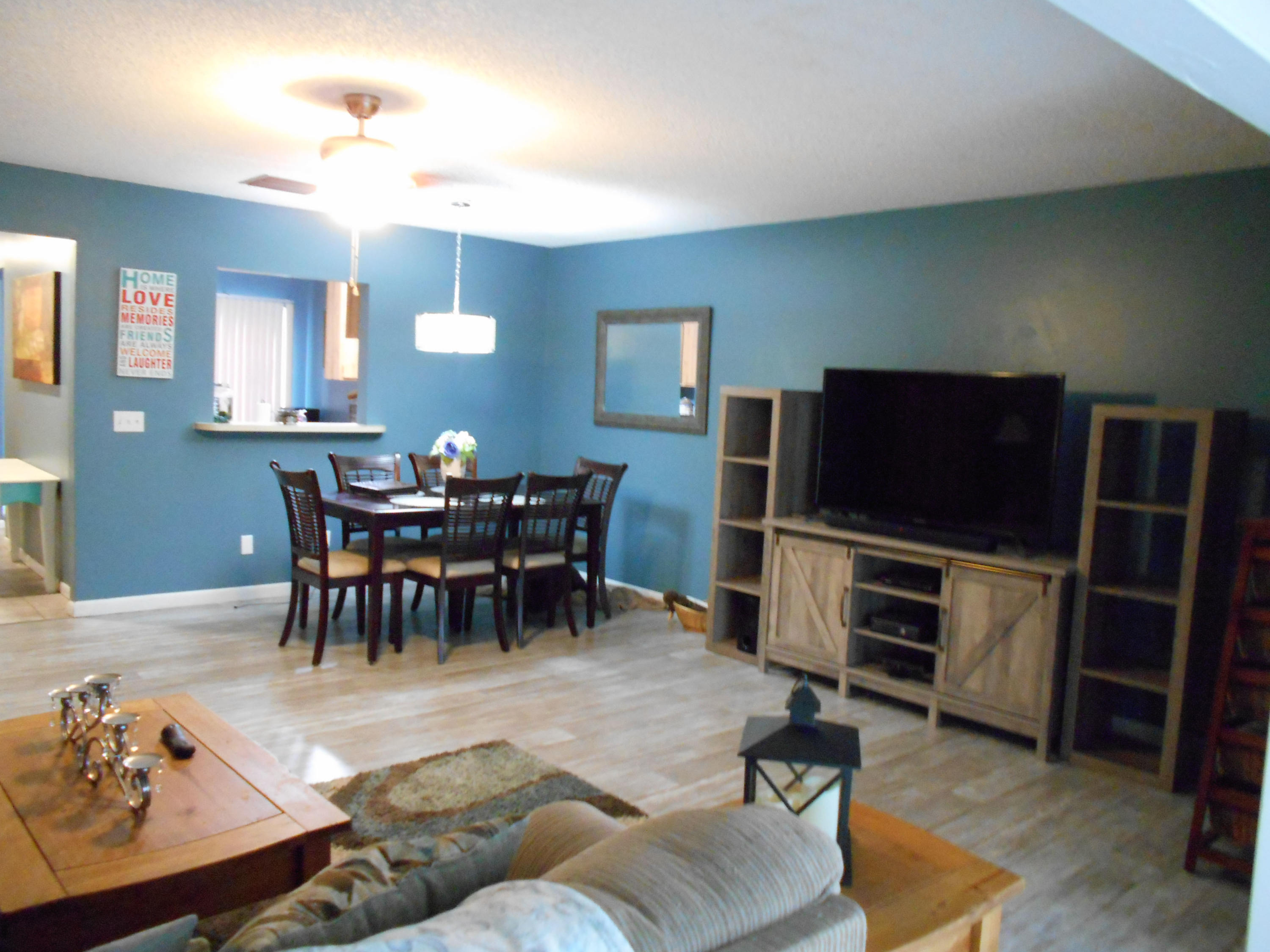 2010 Colonial Road, Unit 4 Fort Pierce, FL 34950 - Photo 5 of 21 DSCN1199