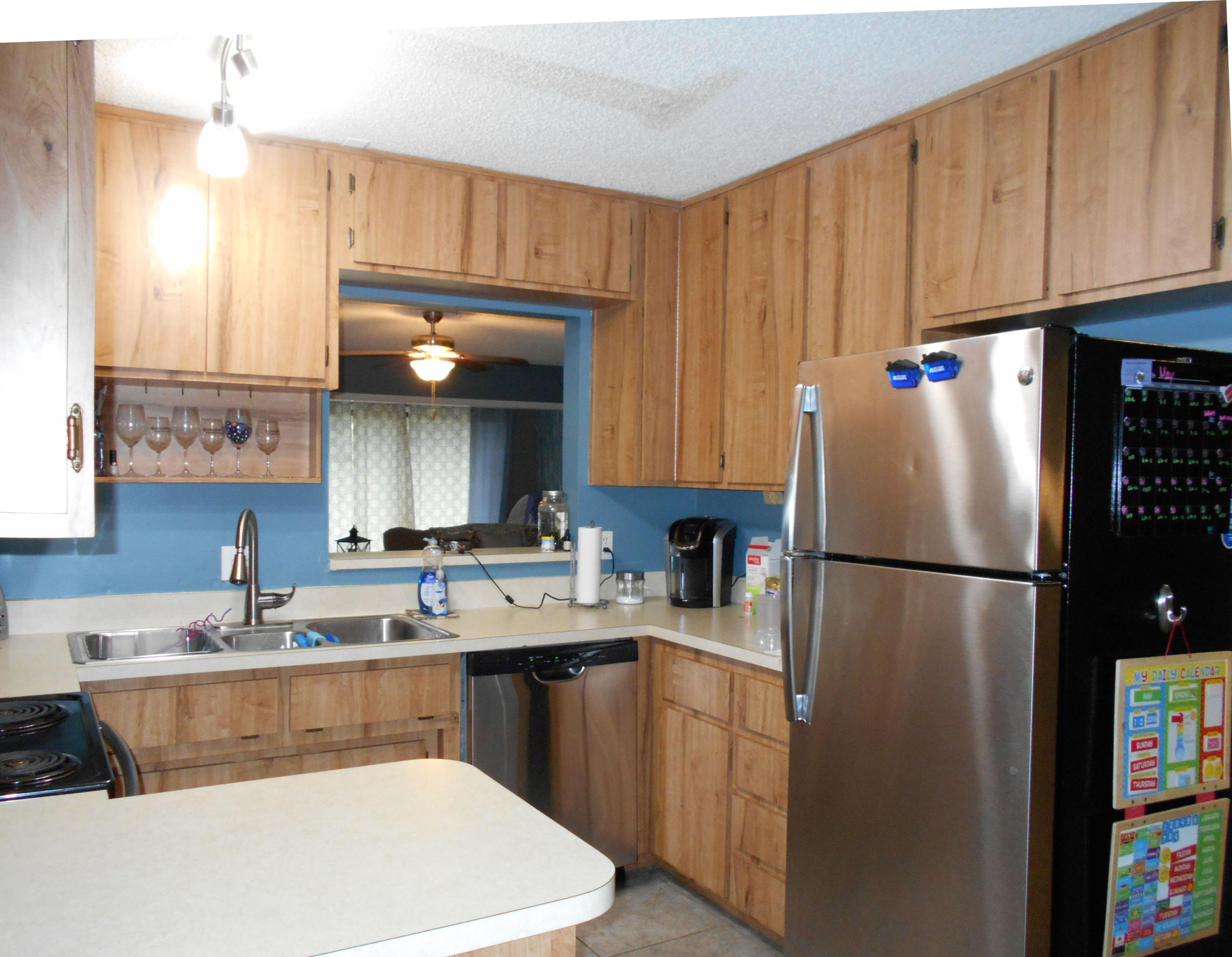 2010 Colonial Road, Unit 4 Fort Pierce, FL 34950 - Photo 8 of 21 Kitchen