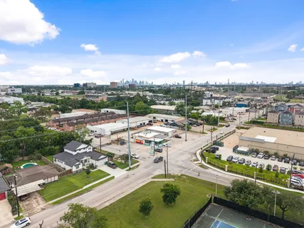 $1,375,000 | 1418 Du Barry Lane, Houston, TX 77018