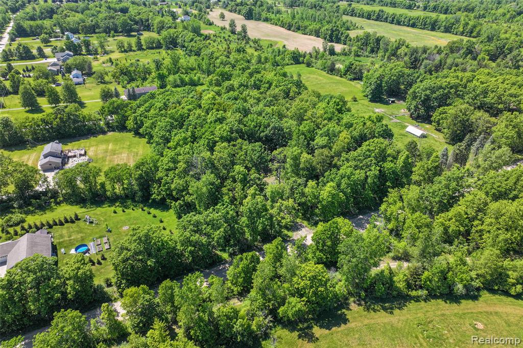 3075 Crandall Road Howell, MI 48855 - Photo 11 of 25