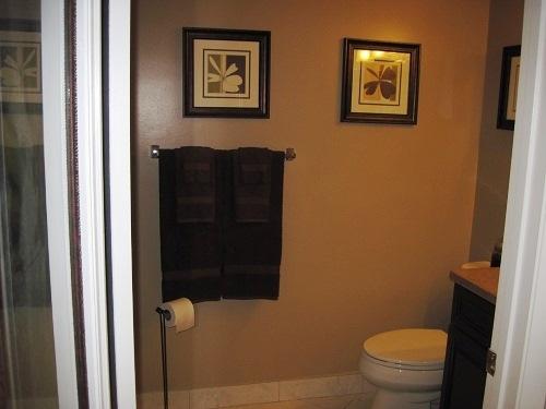 8127 Boca Rio Drive Boca Raton, FL 33433 - Photo 14 of 35 Guest bath