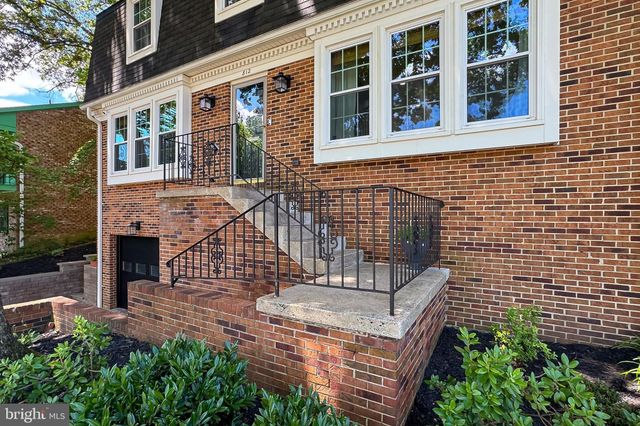$1,070,000 | 812 South George Mason Drive, Arlington, VA 22204